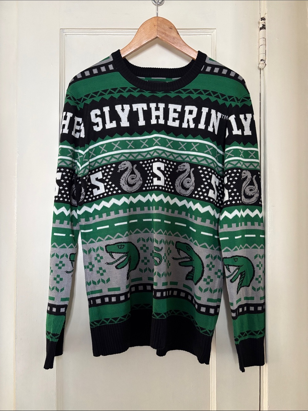 Slytherin sweater Harry Potter